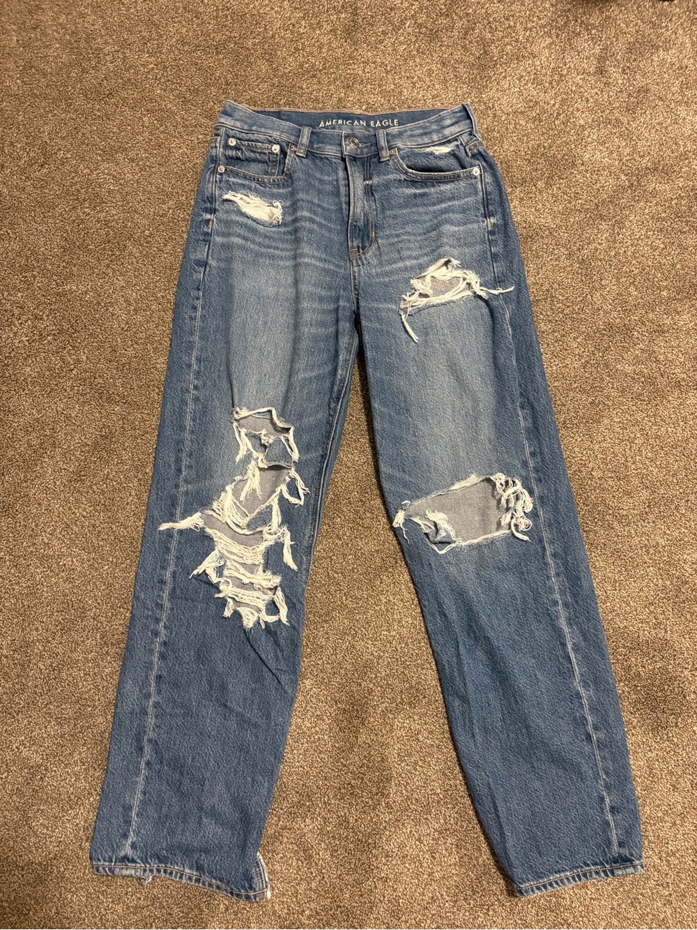 Women’s American Eagle Ripped Jeans